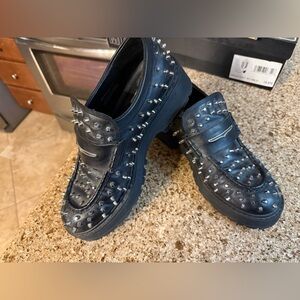 STEVE MADDEN Women's Malvern Black Studded Lug Sole Loafers Size 10M